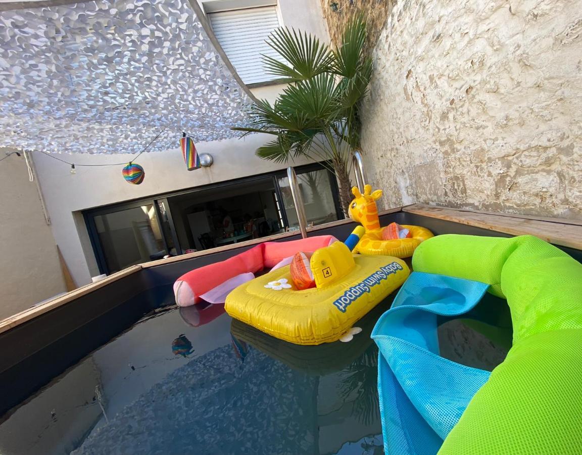Charentaise 6-8 Personnes Avec Piscine *